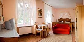 Zimmer mit Himmelbett
