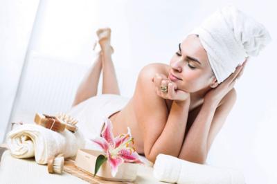 Gold-Massage, Hot Stone, Aroma oder Ganzkörpermassage